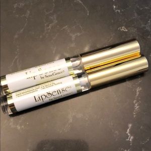 Lip Sense oops remover (one left)